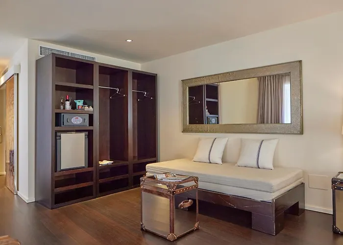 Puro Hotel Oasis Urbano